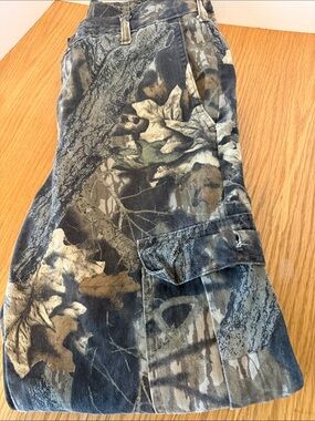 Vintage Mossy Oak Camo Cargo Pants